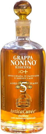 Grappa Antica Cuvée Riserva in Holz